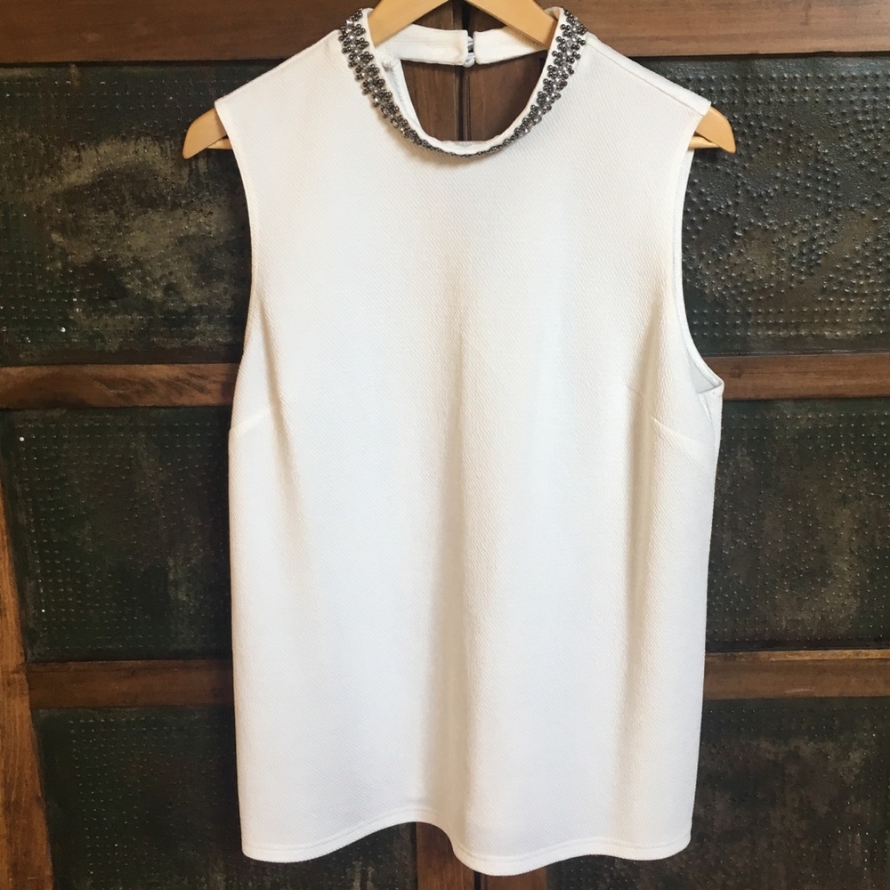 Elegant Tank